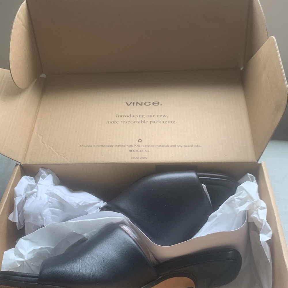 Vince Ceil Bllack Leather Slides Sz 9 1/2 - Picture 5 of 6